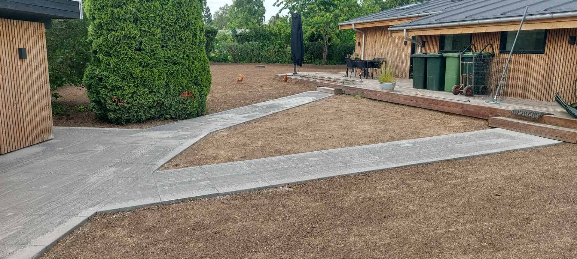 20220621_190520(1) Brolægning og haveanlæg.